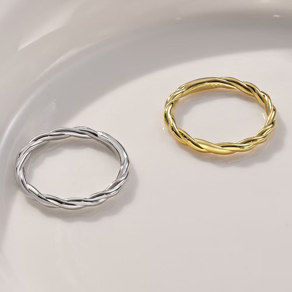 'Wisteria' Twist Ring