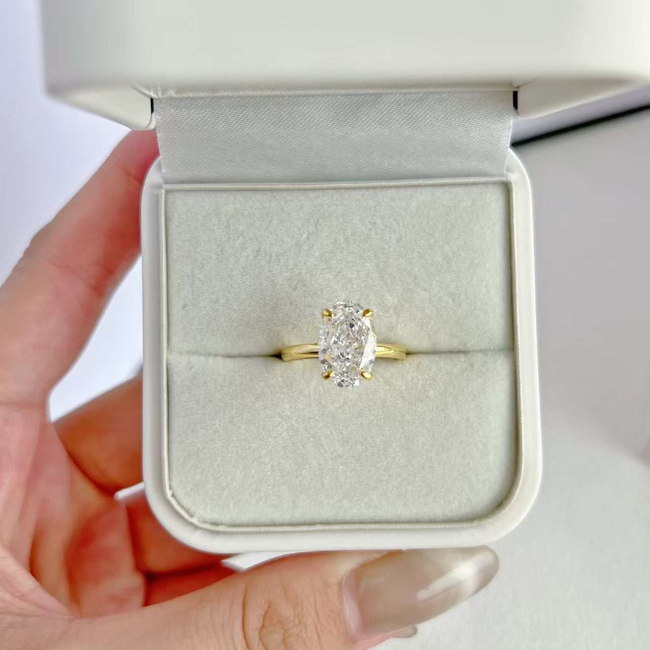 'Selene' Oval Ring Gold