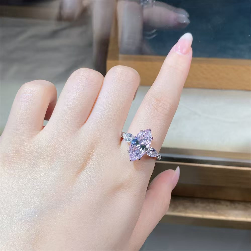 'Throne' Marquise Ring